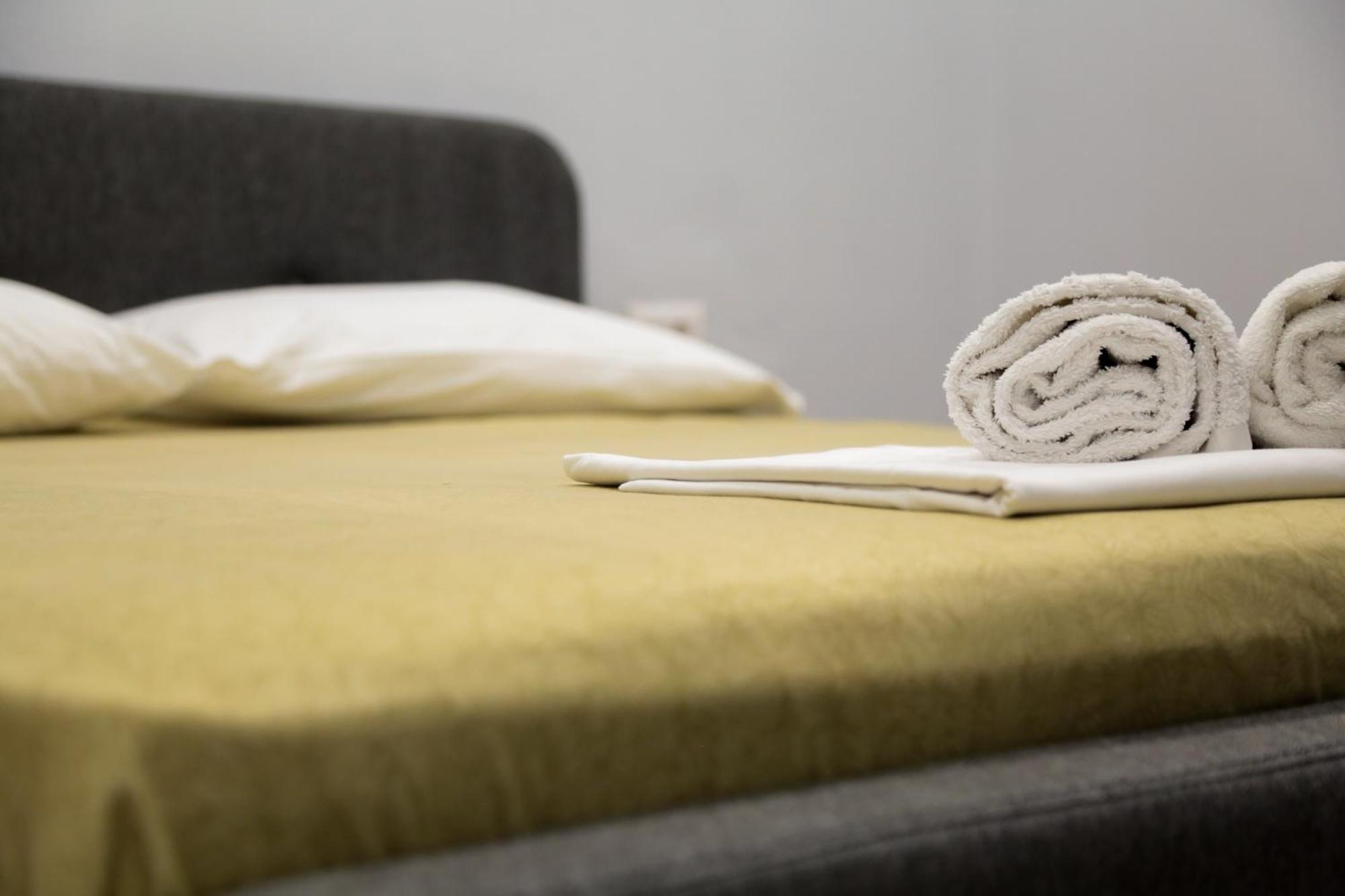Be Solei Studio Apartments Sol 2 Тирана Экстерьер фото
